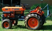 Thumbnail Kubota B6100HST-D Tractor Illustrated Master Parts Manual INSTANT DOWNLOAD 