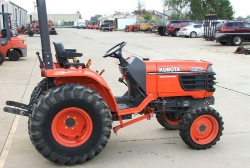 Product picture Kubota B2710HSD Tractor Illustrated Master Parts Manual INSTANT DOWNLOAD 