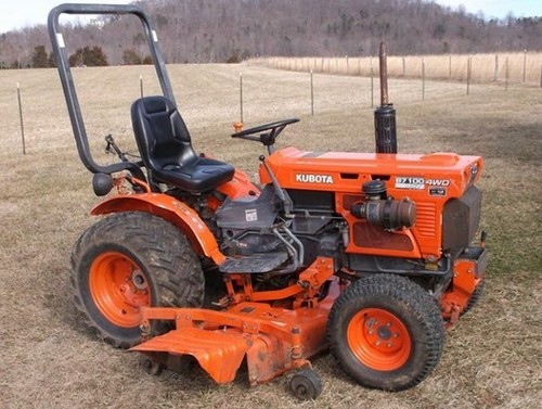 Product picture Kubota B7100HST-E NEW TYPE Tractor Illustrated Master Parts Manual INSTANT DOWNLOAD 