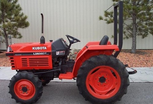 Product picture Kubota L2600DT Tractor Illustrated Master Parts Manual INSTANT DOWNLOAD 