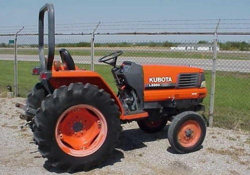 Product picture Kubota L3300DT-GST Tractor Illustrated Master Parts Manual INSTANT DOWNLOAD 