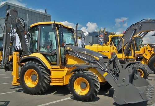 Product picture Volvo BL71B Backhoe Loader Service Parts Catalogue Manual INSTANT DOWNLOAD  SN: 1415041 and up