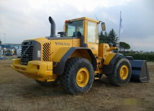 Product picture Volvo L120E Wheel Loader Service Parts Catalogue Manual INSTANT DOWNLOAD (SN: 16001-19668, 64001-66000, 70701-71400)