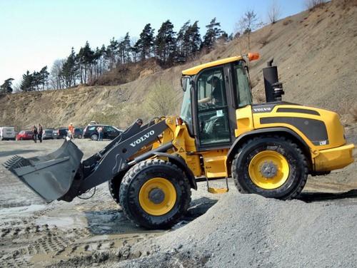 Product picture Volvo L50F Compact Wheel Loader Service Repair Manual INSTANT DOWNLOAD 