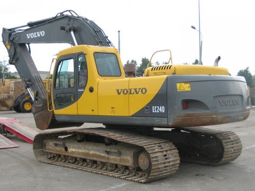 Product picture Volvo EC240 Excavator Service Repair Manual INSTANT DOWNLOAD